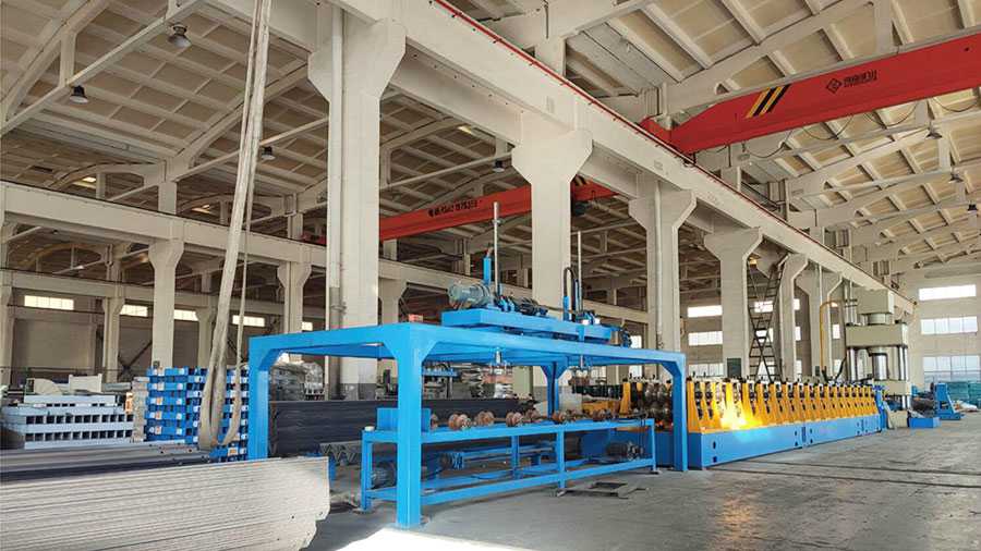 為提高產品品質和工作效率,百川不斷引進國際尖端設備