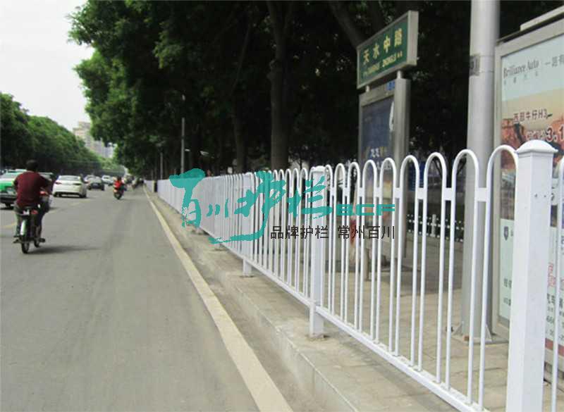 img of 蘭州道路邊緣護欄工程