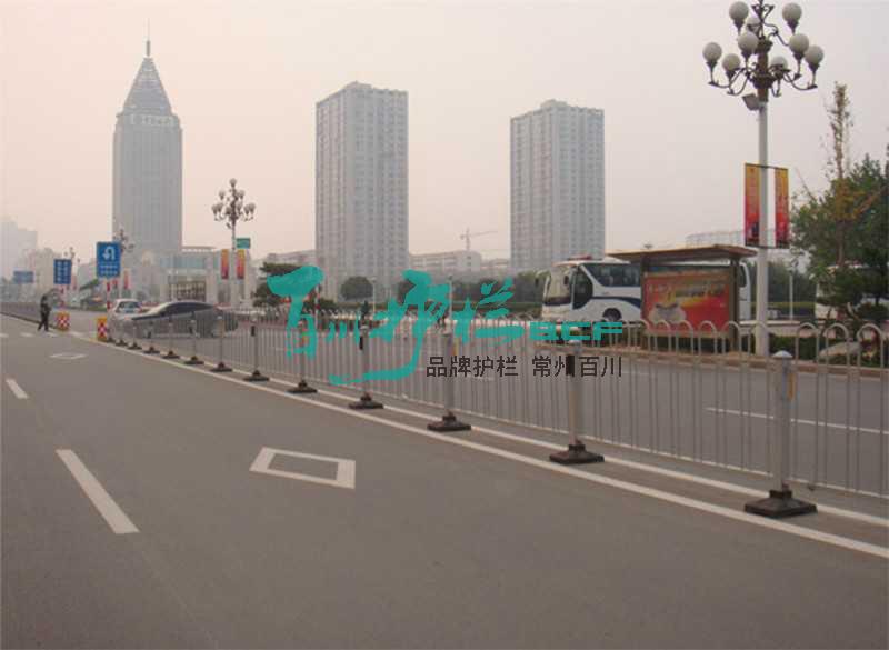 img of 濟寧京式道路護欄工程