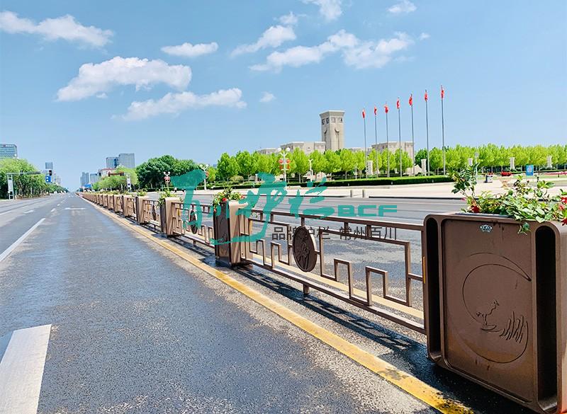 img of 山東東營景觀花箱護欄II